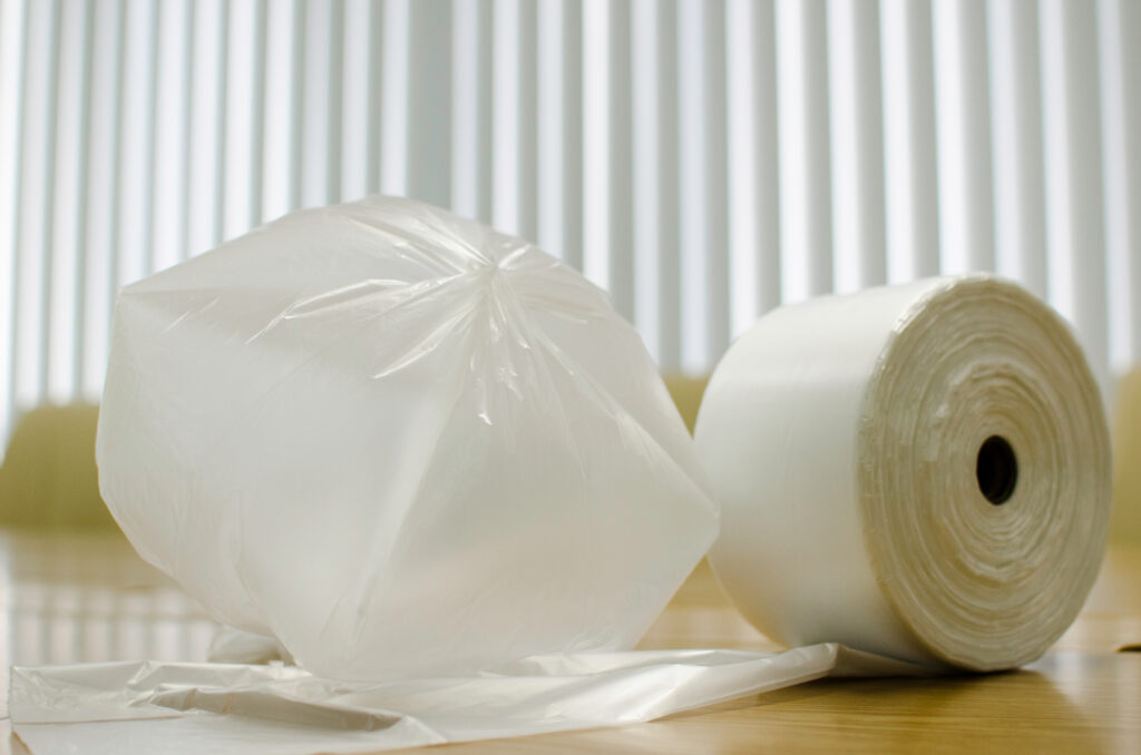 Star-seal trash bags